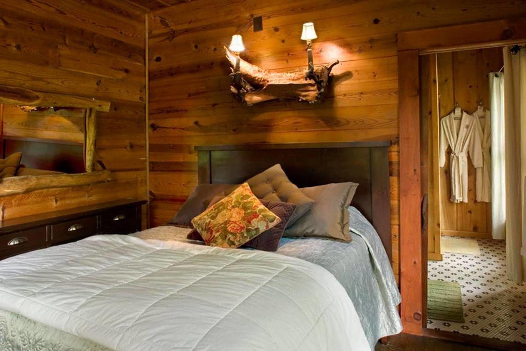 Lake Rabun Hotel Lakemont Екстериор снимка