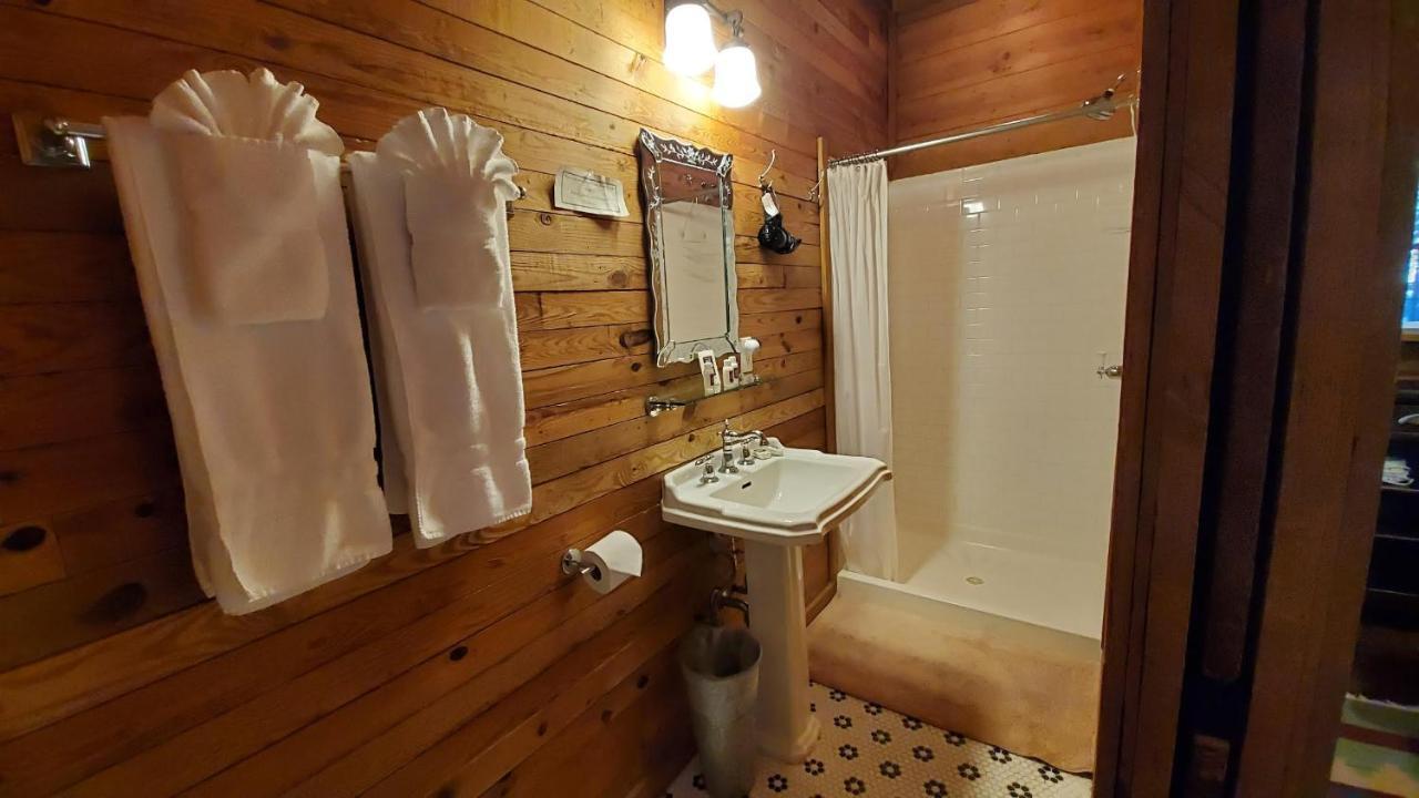 Lake Rabun Hotel Lakemont Екстериор снимка